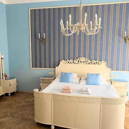 Historical Stylish * Praga